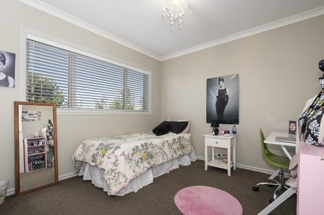 Photo of property in 35 Jarrah Park Drive, Pyes Pa, Tauranga, 3112