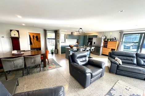 Photo of property in 214 Clyde Street, Balclutha, 9230