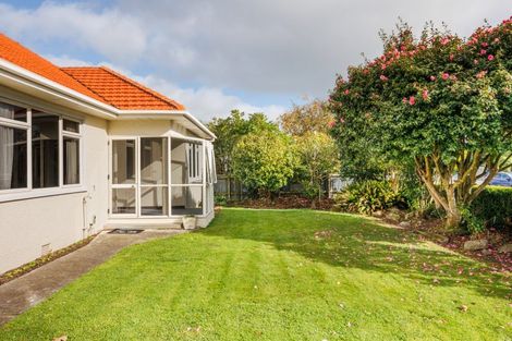 Photo of property in 26 Puriri Terrace, Roslyn, Palmerston North, 4414