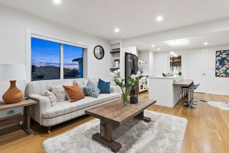 Photo of property in 187 Okura River Road, Okura, Albany, 0792