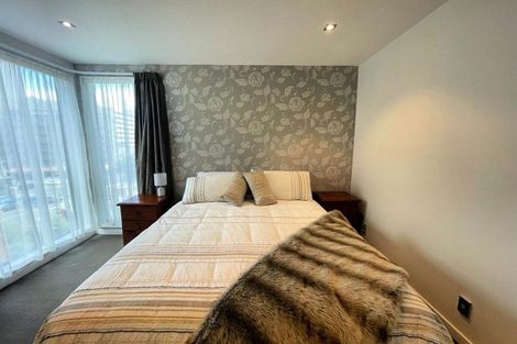 Photo of property in Portal Apartments, 4b/42 Cable Street, Te Aro, Wellington, 6011