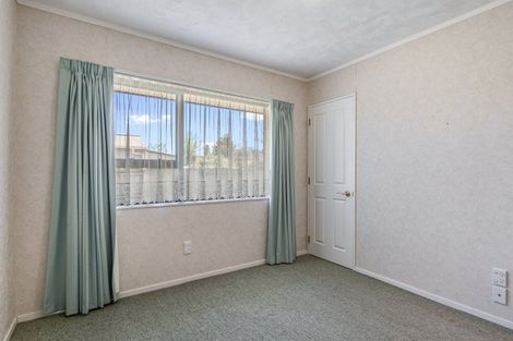 Photo of property in 52a Queen Street West, Levin, 5510