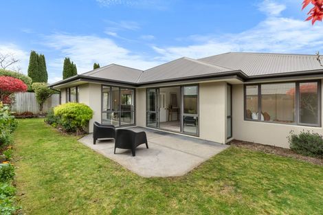 Photo of property in 31 Reka Street, Parklands, Christchurch, 8083