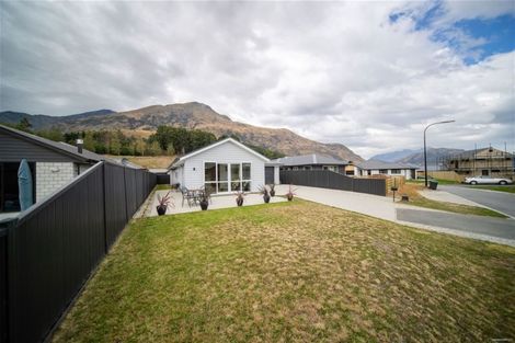 Photo of property in 1 Tudor Lane, Lower Shotover, Queenstown, 9304