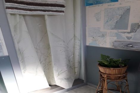 Photo of property in 6 Omata Road, Westown, New Plymouth, 4310