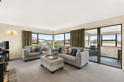 Photo of property in 1/35 Belmont Terrace, Milford, Auckland, 0620