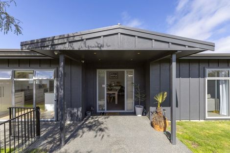 Photo of property in 17 Windsor Street, Richmond Heights, Taupo, 3330