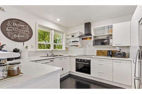 Photo of property in 77 Royal Road, Massey, Auckland, 0614