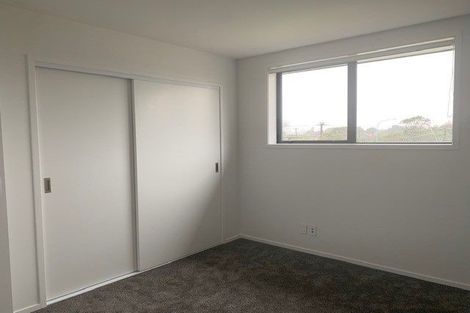 Photo of property in 2/183 Cambridge Terrace, Fairfield, Lower Hutt, 5011