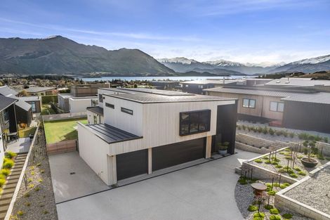 Photo of property in 9 Mills Road, Wanaka, 9305