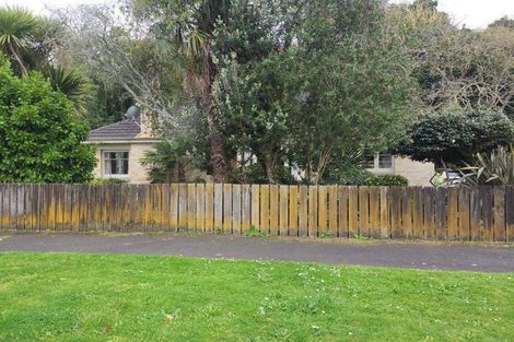 Photo of property in 20 Opoia Road, Hamilton East, Hamilton, 3216