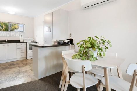 Photo of property in 98d Lakeside Drive, Orewa, 0931