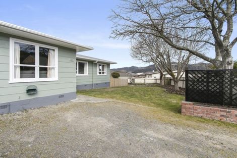 Photo of property in 20 Rakaia Grove, Wainuiomata, Lower Hutt, 5014