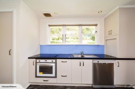 Photo of property in 60 Glenpark Avenue, Frankleigh Park, New Plymouth, 4310