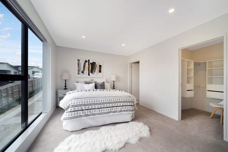 Photo of property in 8/105 Hobsonville Road, West Harbour, Auckland, 0618