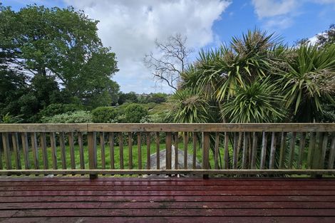 Photo of property in 33 Leaver Place, Weymouth, Auckland, 2103