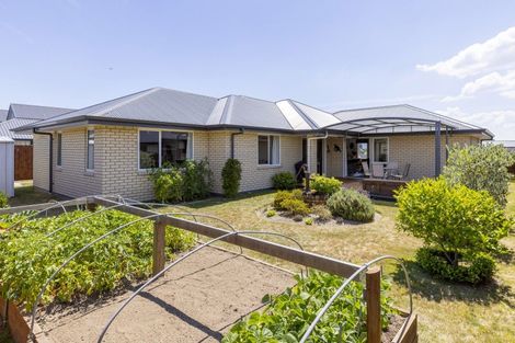 Photo of property in 15 Kamaka Street, Wharewaka, Taupo, 3330