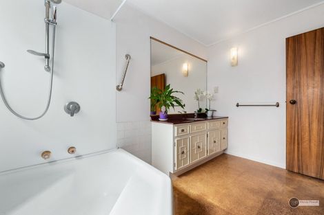 Photo of property in 11 Chestnut Grove, Maungaraki, Lower Hutt, 5010