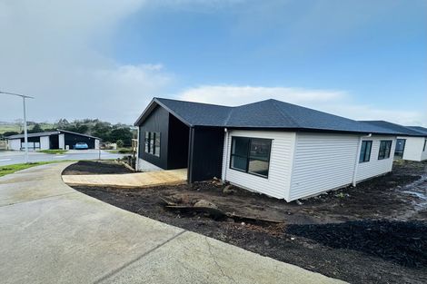 Photo of property in 12 Rural View Terrace, Pukekohe, 2120
