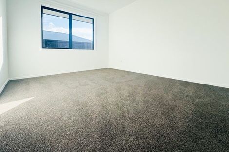 Photo of property in 37 Mehrtens Crescent, Woodend, 7691