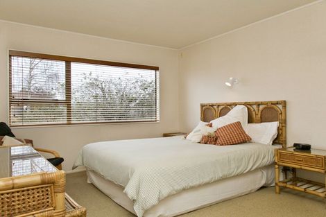 Photo of property in 3a Dorothy Drive, Acacia Bay, Taupo, 3330