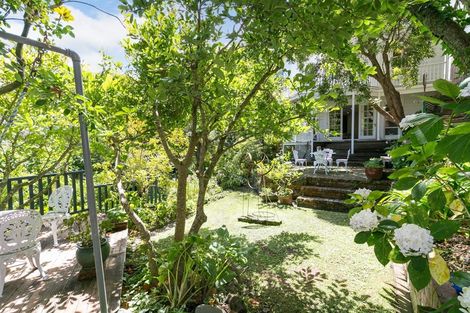 Photo of property in 31 Maarama Crescent, Aro Valley, Wellington, 6021