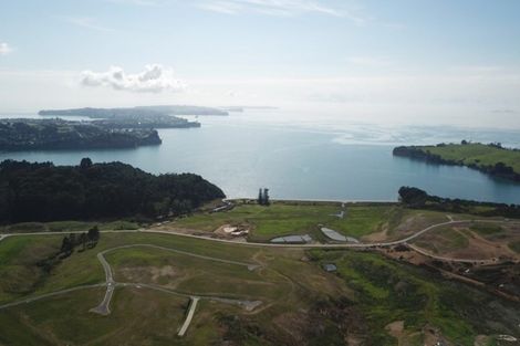 Photo of property in 11 Rongoa Road, Okura Bush, Silverdale, 0794