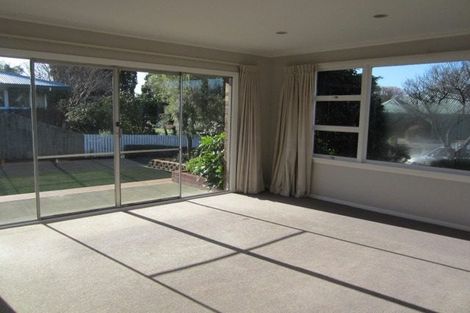 Photo of property in 72 Toorak Avenue, Avonhead, Christchurch, 8042