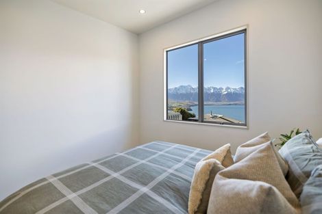 Photo of property in 36b Avalon Crescent, Fernhill, Queenstown, 9300