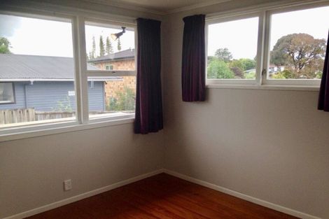 Photo of property in 323 Pakuranga Road, Pakuranga Heights, Auckland, 2010