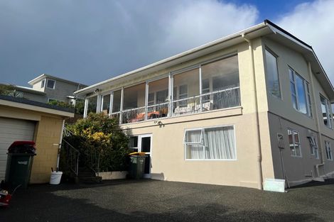 Photo of property in 1/18 Newhaven Terrace, Mairangi Bay, Auckland, 0630