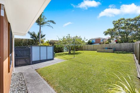 Photo of property in 39 Holland Road, Hillcrest, Auckland, 0627