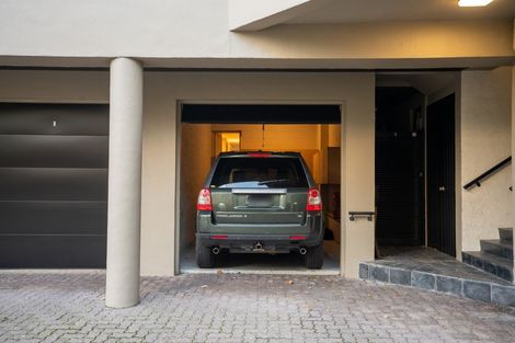 Photo of property in Highwic, 3/32 Hobson Street, Thorndon, Wellington, 6011