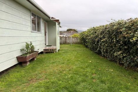 Photo of property in 50 Eatwell Avenue, Paraparaumu Beach, Paraparaumu, 5032