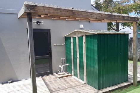 Photo of property in 158a East Coast Road, Forrest Hill, Auckland, 0620