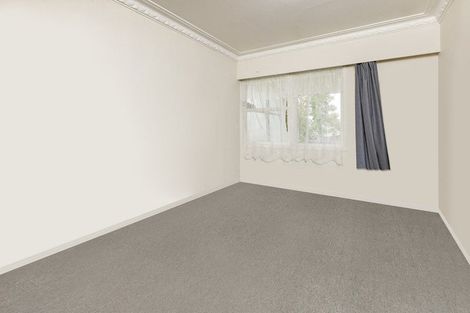 Photo of property in 4 Butterworth Avenue, Opaheke, Papakura, 2113