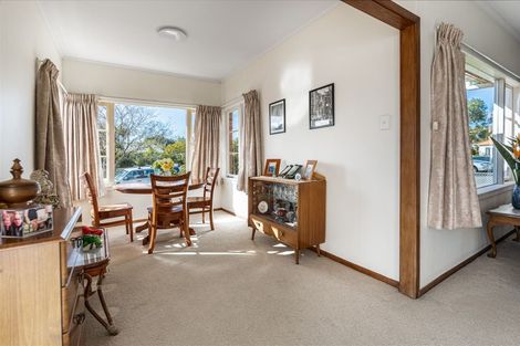 Photo of property in 52 Old Lake Road, Narrow Neck, Auckland, 0624