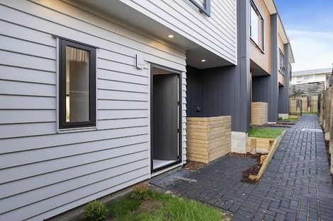 Photo of property in 5/191 Rathgar Road, Henderson, Auckland, 0610