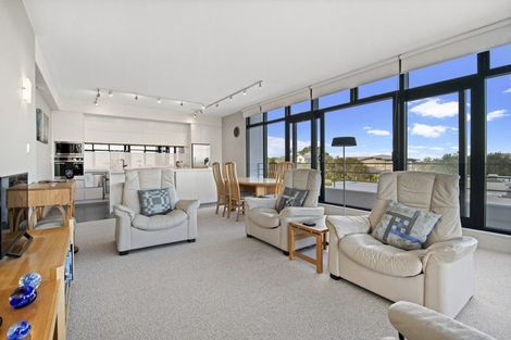 Photo of property in 58/45 Stanley Road, Stanley Point, Auckland, 0624