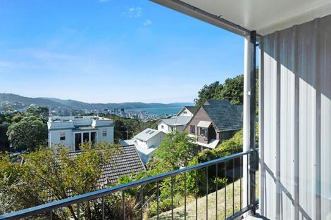 Photo of property in Manston Apartments, 2e/145 Ohiro Road, Brooklyn, Wellington, 6021