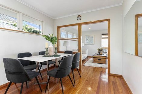 Photo of property in 6 Viking Avenue, Hillsborough, Auckland, 1042
