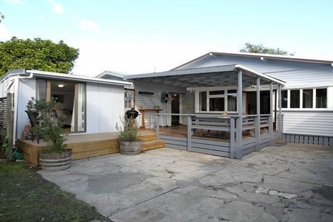 Photo of property in 609 Saint Aubyn Street West, Saint Leonards, Hastings, 4120