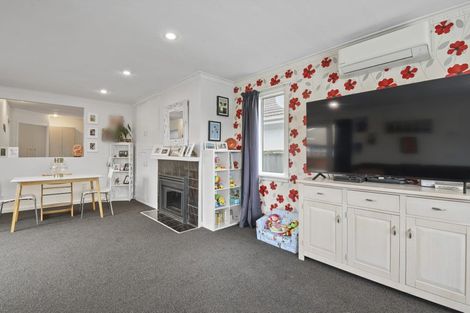 Photo of property in 1/204 Greers Road, Bryndwr, Christchurch, 8053