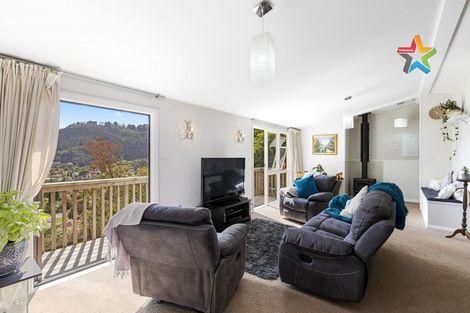 Photo of property in 32 Ngahere Street, Stokes Valley, Lower Hutt, 5019
