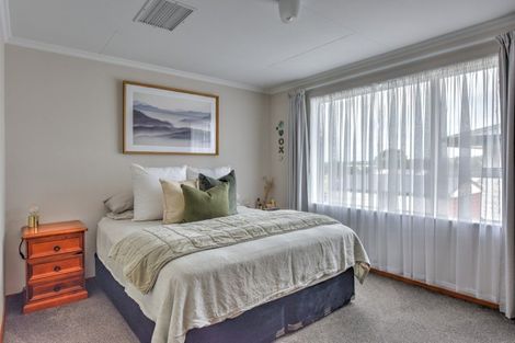 Photo of property in 70 Walker Crescent, East Gore, Gore, 9710