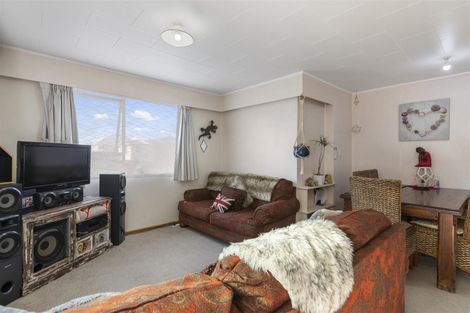 Photo of property in 50 Turner Drive, Western Heights, Rotorua, 3015