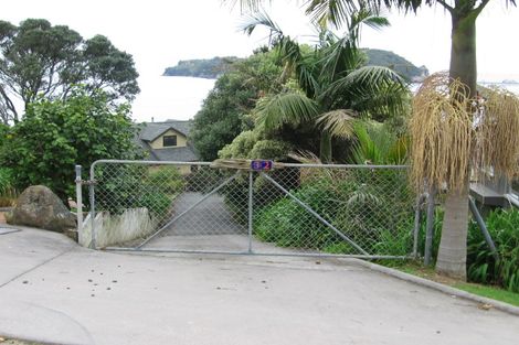 Photo of property in 32 Tutaritari Road, Hahei, Whitianga, 3591
