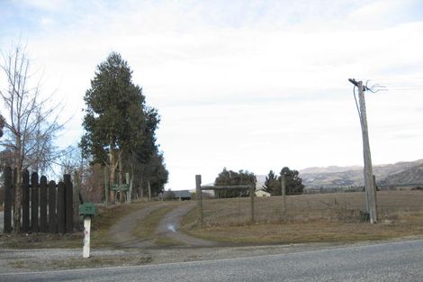 Photo of property in 29 Riverbank Road, Wanaka, 9382