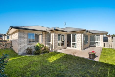 Photo of property in 43a Puhirake Crescent, Pyes Pa, Tauranga, 3112