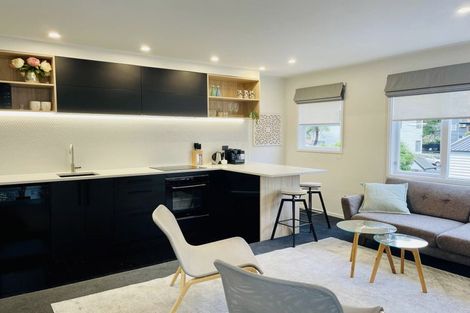 Photo of property in 5/147 Glenmore Street, Kelburn, Wellington, 6012